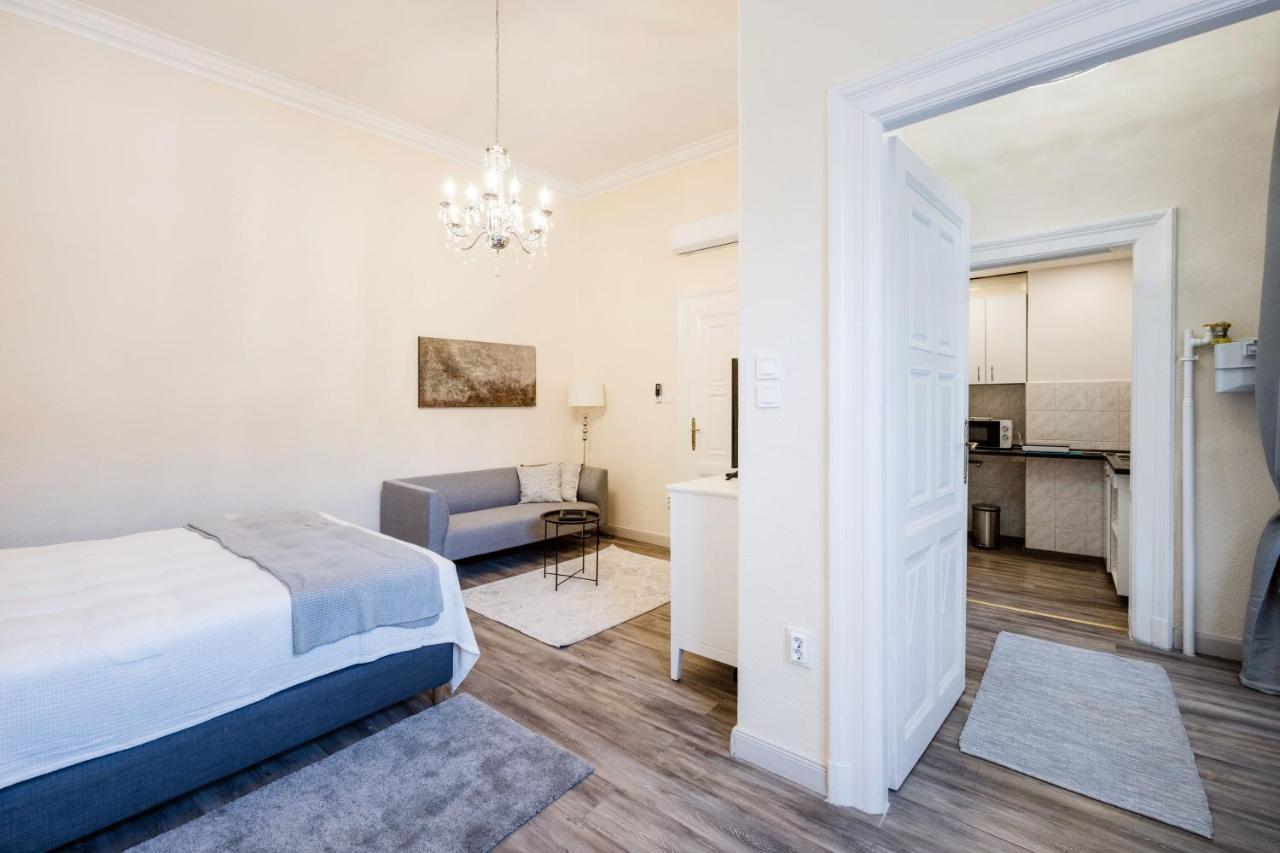 Andrassy 13 Center Apartment Budapest Bagian luar foto